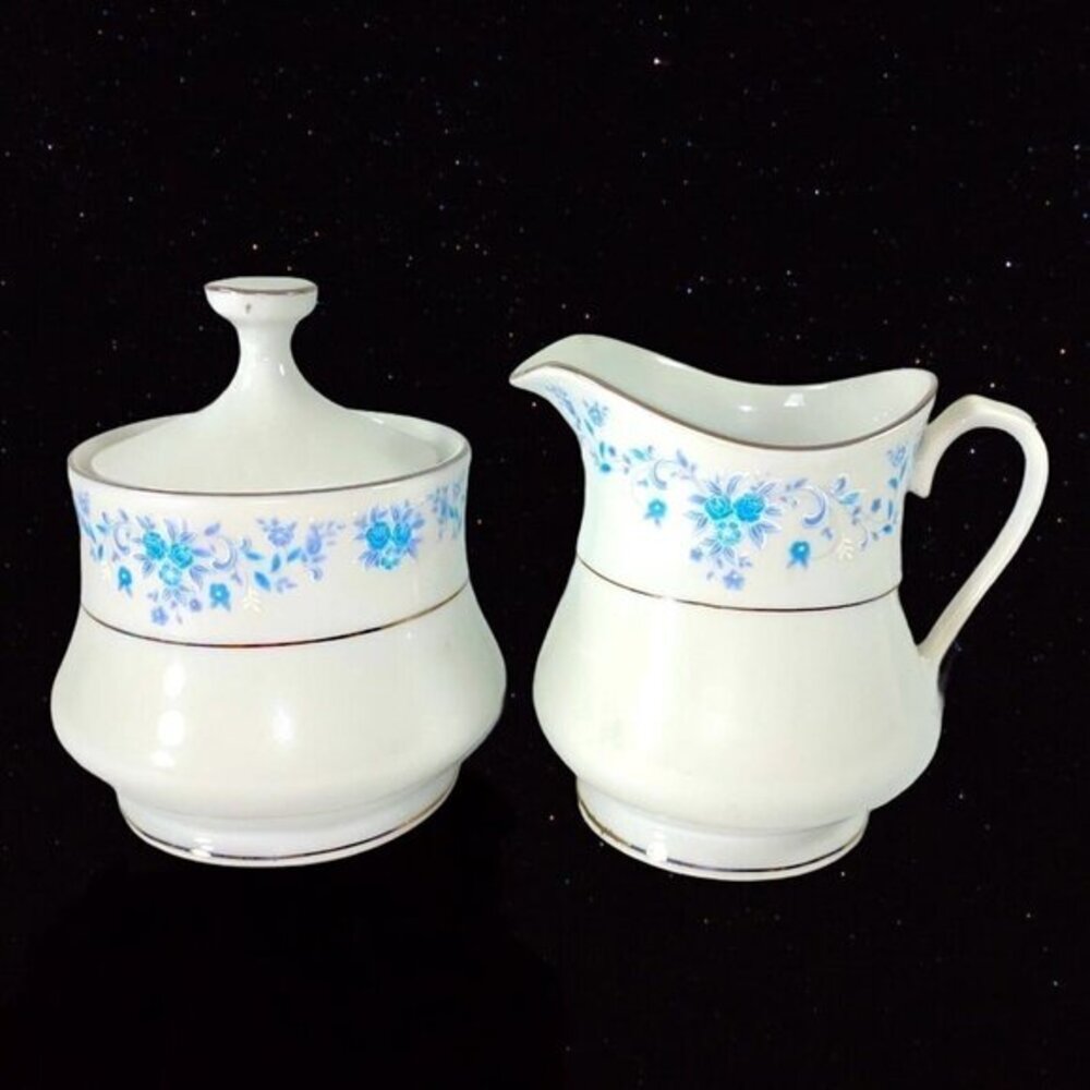 Vintage China Pearl‎ Helen Creamer With Blue Flower Silver Trim Sugar Cream 4”T